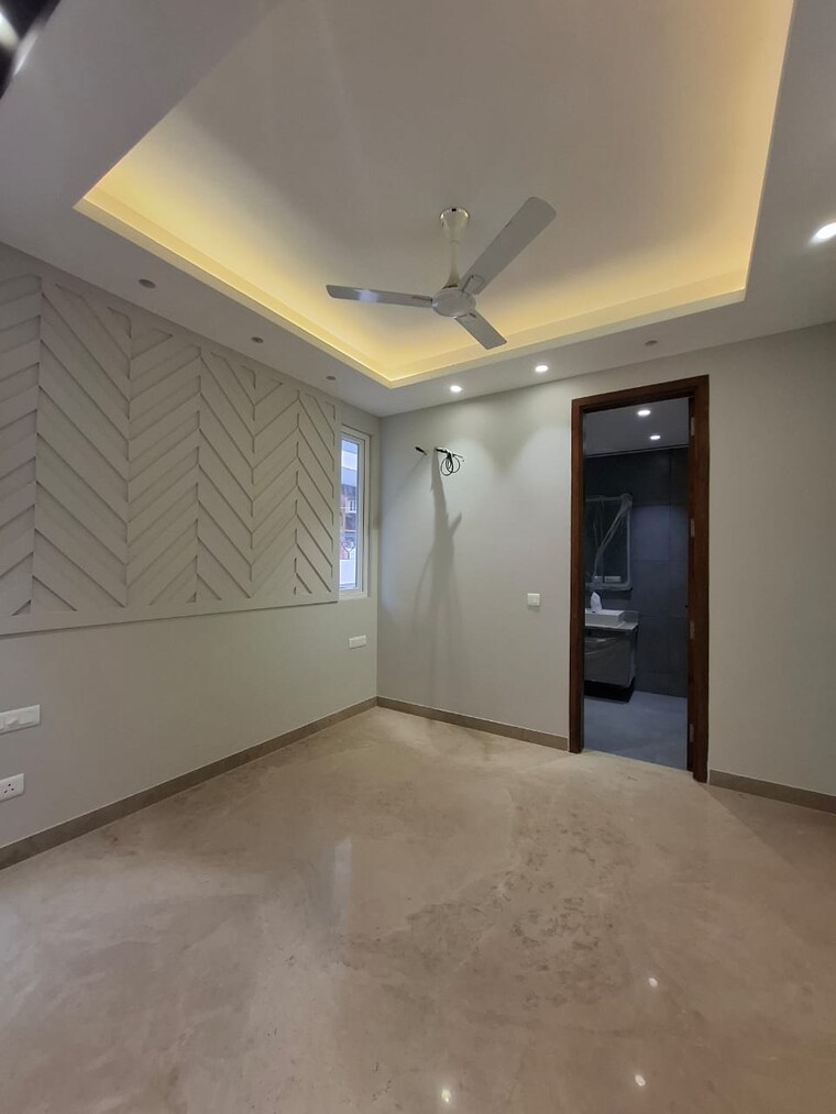 Room, dlf-atria 4 Bedroom 3600 Sq.Ft. Builder Floor In Dlf Phase ii Gurgaon 9593941