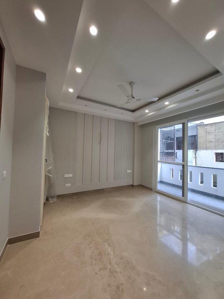 Room, dlf-atria 4 Bedroom 3600 Sq.Ft. Builder Floor In Dlf Phase ii Gurgaon 9593941