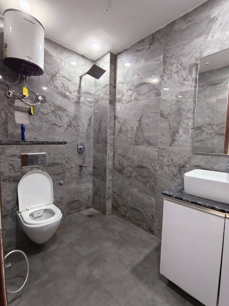 Bathroom, saket 4 Bedroom 2000 Sq.Ft. Builder Floor In Saket Delhi 9593858