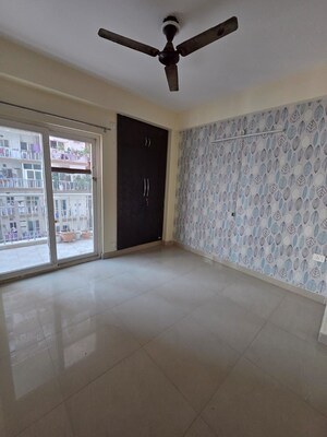 Room in 2 BHK Apartment at Fusion Homes, Tech Zone Greater Noida – for Sale