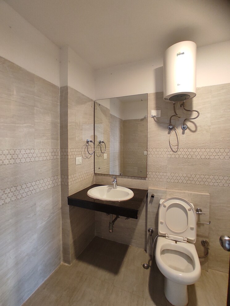 Bathroom, ats-kocoon 3 Bedroom 2095 Sq.Ft. Apartment In Sector 109 Gurgaon 9593932