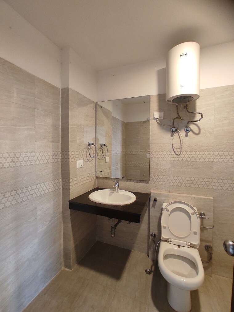 Bathroom, ats-kocoon 3 Bedroom 2095 Sq.Ft. Apartment In Sector 109 Gurgaon 9593932