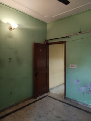 Room in 2 BHK Apartment at Ashoka Enclave Faridabad, Sector 34 – for Sale