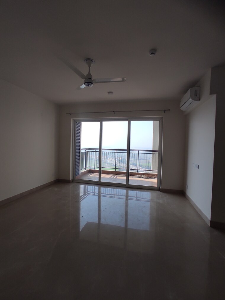 Room, godrej-meridien 3 Bedroom 1855 Sq.Ft. Apartment In Sector 106 Gurgaon 9593956