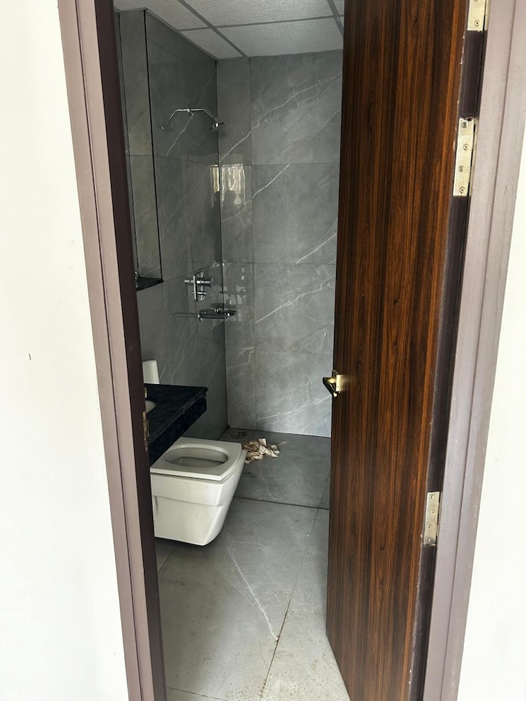 Bathroom, omaxe-waterscapes 3 Bedroom 1635 Sq.Ft. Apartment In Gomti Nagar Lucknow 9593966