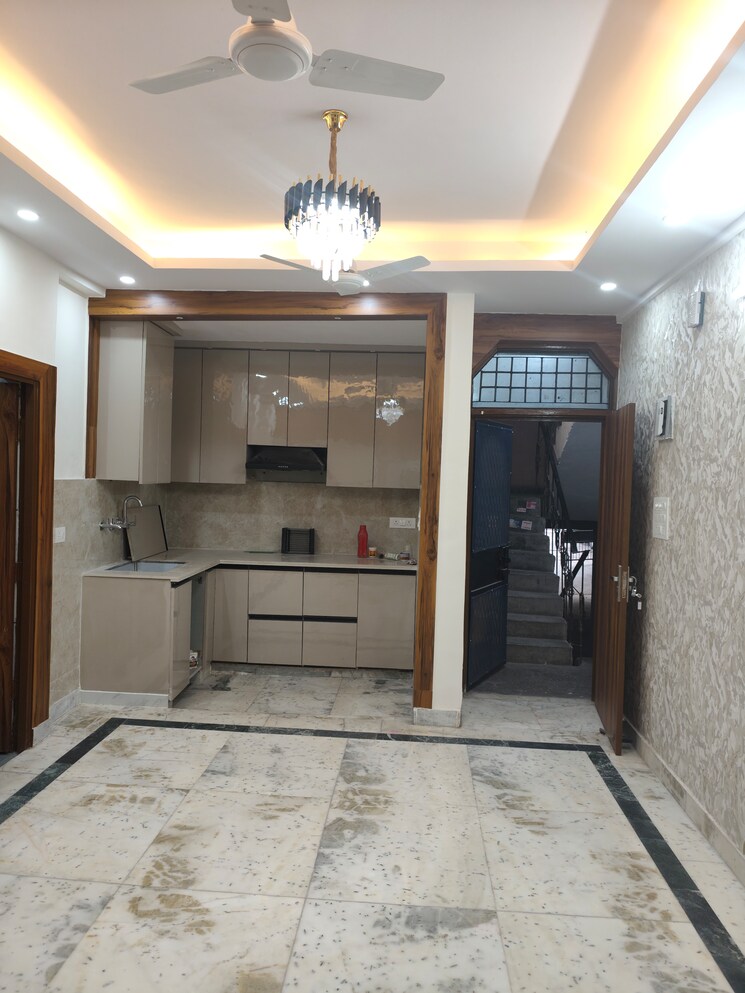  Parking, vaishali sector 4 1 Bedroom 450 Sq.Ft. Builder Floor In Vaishali Sector 4 Ghaziabad 9594546