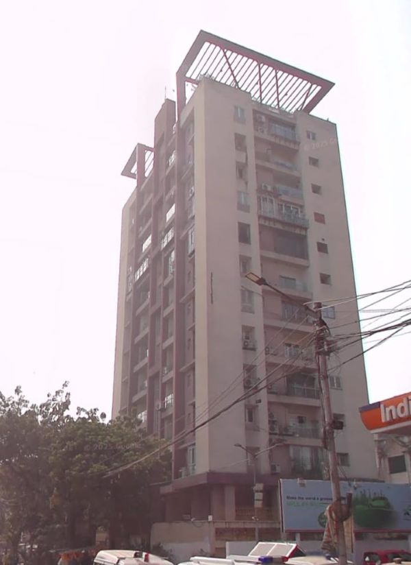 3 BHK + Servant Room Apartment For Sale in Ideal Towers