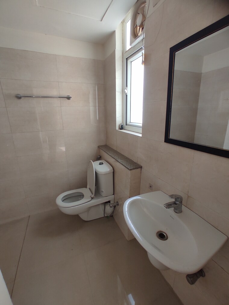 Bathroom, emaar-imperial-gardens 3 Bedroom 2025 Sq.Ft. Apartment In Sector 102 Gurgaon 9593989