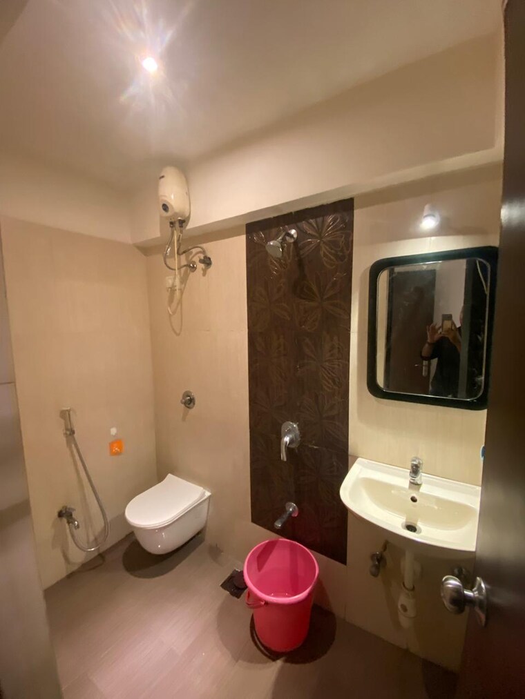 Bathroom, vastu-tower 3 Bedroom 1200 Sq.Ft. Apartment In Malad West Mumbai 9594052
