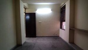Room in 1 BHK Apartment at Molarband – for Rent