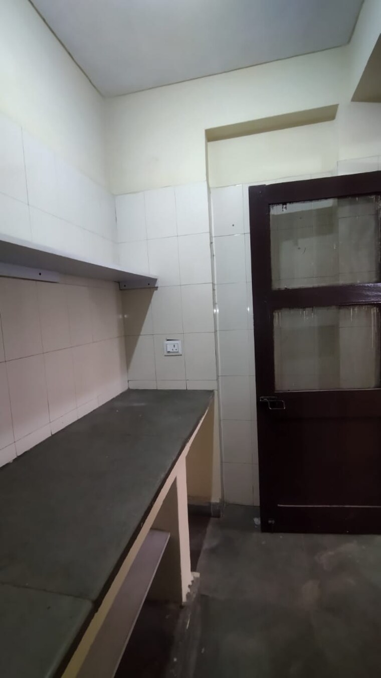 Kitchen, molarband 1 Bedroom 516 Sq.Ft. Apartment In Molarband Delhi 9594058