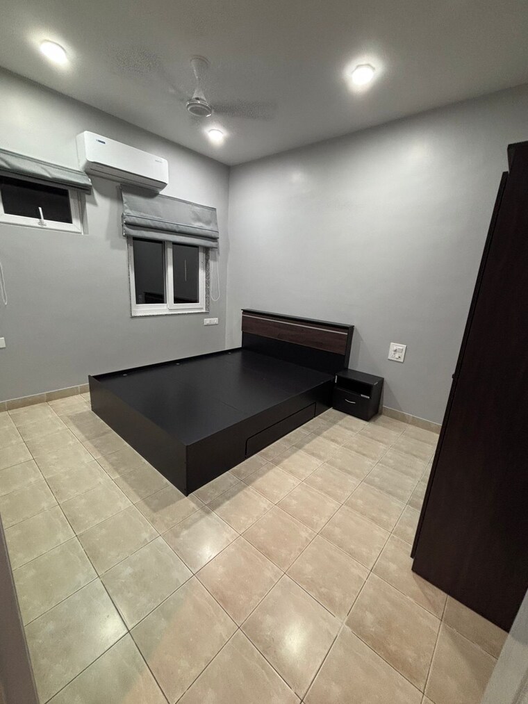 Room, regency-astra 4 Bedroom 1800 Sq.Ft. Apartment In Baner Pune 9594081