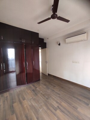 Furnished Amenities in 3 BHK Apartment at Conscient Heritage Max, Sector 102 – for Rent