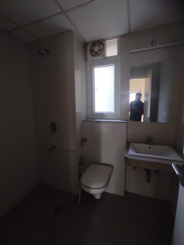 Bathroom, conscient-heritage-max 3 Bedroom 1880 Sq.Ft. Apartment In Sector 102 Gurgaon 9594084