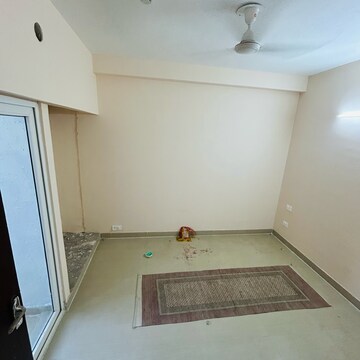 Bathroom in 1 BHK Apartment at Amrapali Dream Valley, Amrapali Dream Valley – for Sale