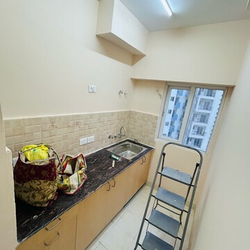 Furnished Amenities in 1 BHK Apartment at Amrapali Dream Valley, Amrapali Dream Valley – for Sale