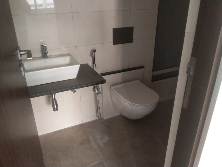 Bathroom, vastu-tower 3 Bedroom 1200 Sq.Ft. Apartment In Malad West Mumbai 9594264