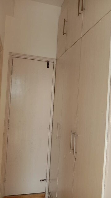 Furnished Amenities in 2 BHK Apartment at Jaypee Greens Pavilion Heights 2, Sector 128 – for Rent