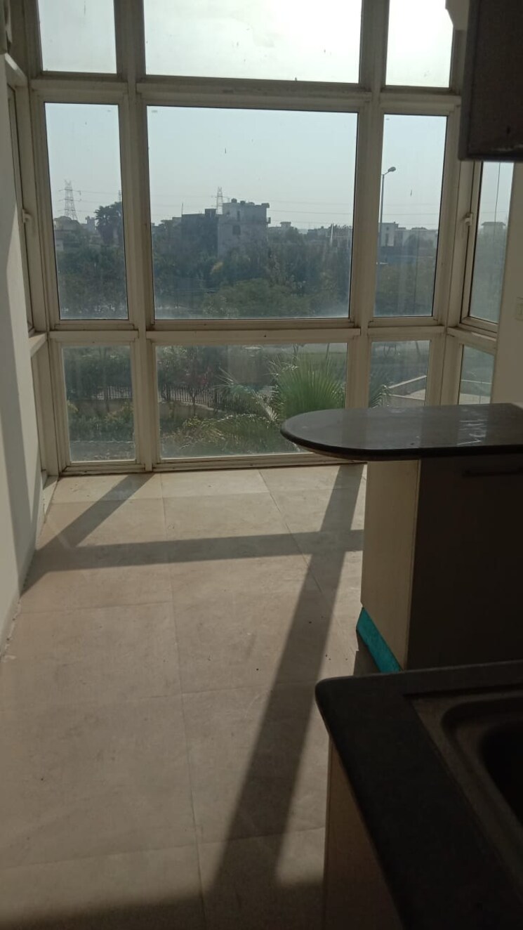 Balcony, jaypee-greens-pavilion-heights-2 2 Bedroom 1450 Sq.Ft. Apartment In Sector 128 Noida 9594308