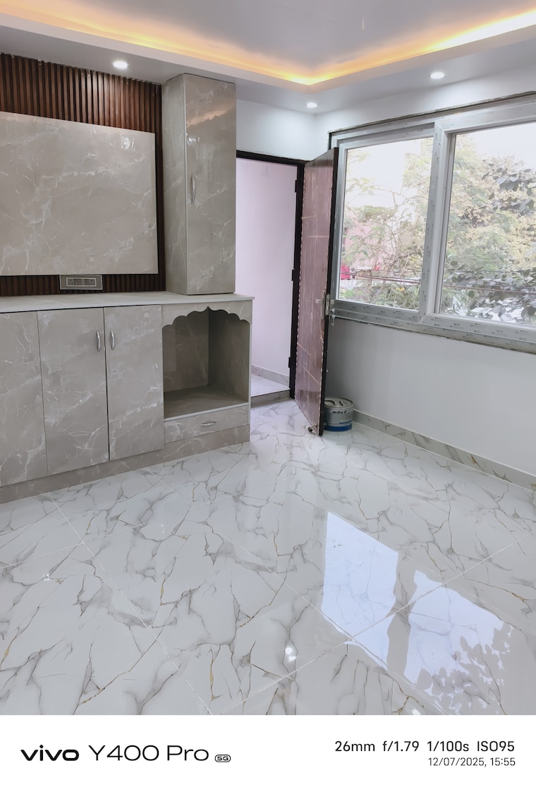 Room, dwarka 3 Bedroom 12000 Sq.Ft. Apartment In Dwarka Delhi 9594298