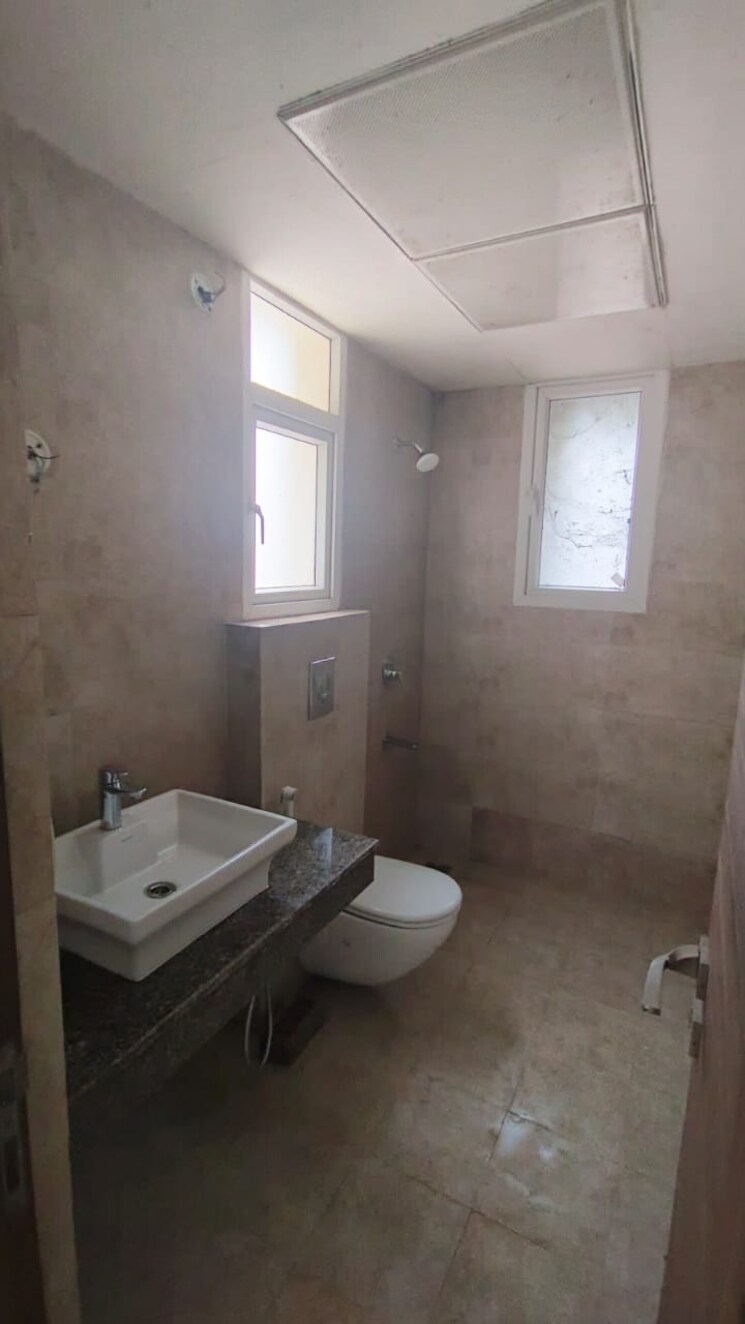 Bathroom, omaxe-waterscapes 3 Bedroom 1574 Sq.Ft. Apartment In Gomti Nagar Lucknow 9594330