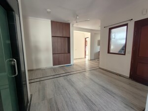 Room in 3 BHK Apartment at Ardee City, Sector 52 – for Rent