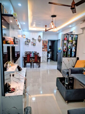Team Area in 2 BHK Apartment at Suncity Avenue 76, Sector 76 – for Rent