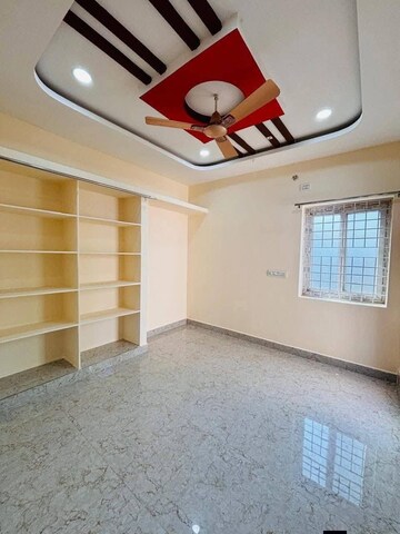 Room in 1 BHK Apartment at Kondapur – for Rent