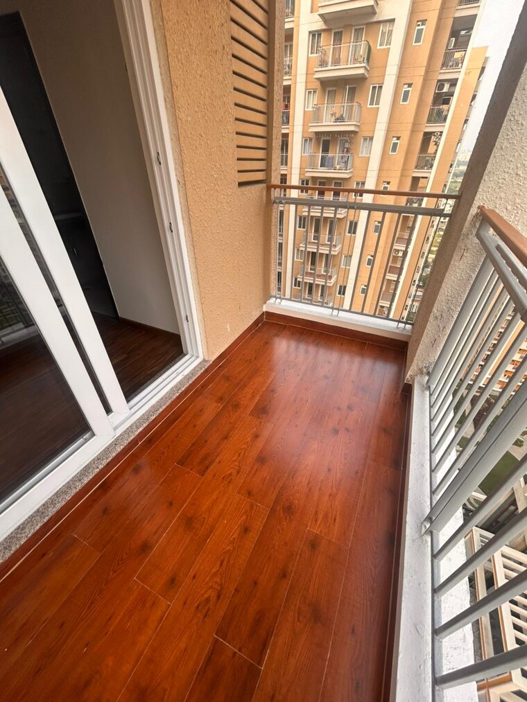 Balcony, rishita-manhattan 3 Bedroom 886 Sq.Ft. Apartment In Gomti Nagar Lucknow 9594488