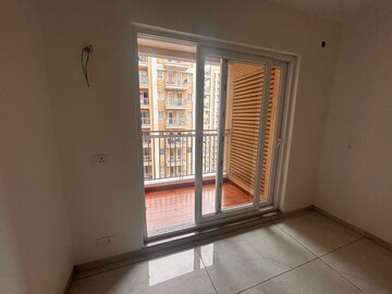 Room in 3 BHK Apartment at Rishita Manhattan, Gomti Nagar – for Sale