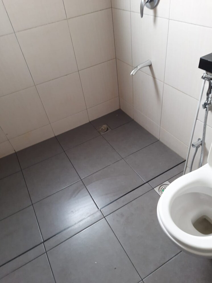 Bathroom, sobha-arena 3 Bedroom 1600 Sq.Ft. Apartment In Kanakapura Road Bangalore 9594435