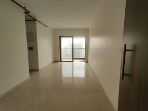 2 BHK Apartment For Rent in Om Sai Plaza, Ghodbunder Road
