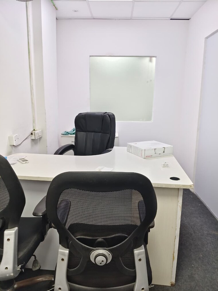 Team Area, sector 63 Commercial Office Space 3000 Sq.Ft. In Sector 63 Noida 9594468