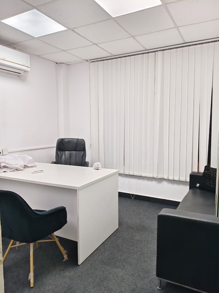 Team Area, sector 63 Commercial Office Space 3000 Sq.Ft. In Sector 63 Noida 9594468