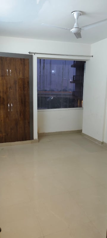 3 BHK Apartment For Rent in Amrapali Heartbeat City, Sector 107