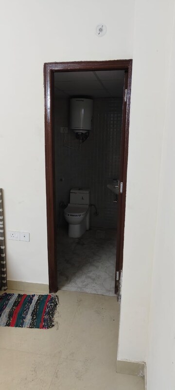 Furnished Amenities in 3 BHK Apartment at Amrapali Heartbeat City, Sector 107 – for Rent