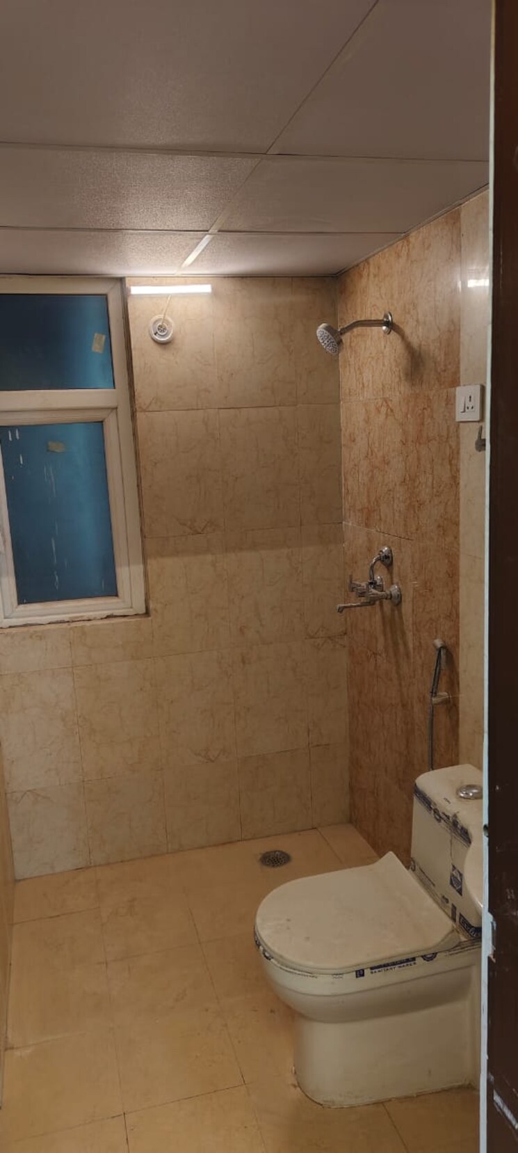 undefined, amrapali-heartbeat-city 3 Bedroom 1350 Sq.Ft. Apartment In Sector 107 Noida 9594525