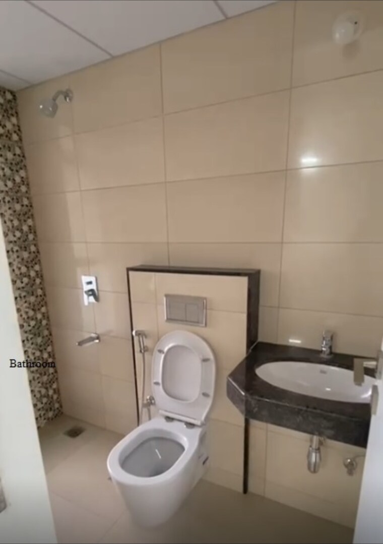 Bathroom, godrej-park-ridge 1 RK 300 Sq.Ft. Apartment In Manjari Pune 9594638