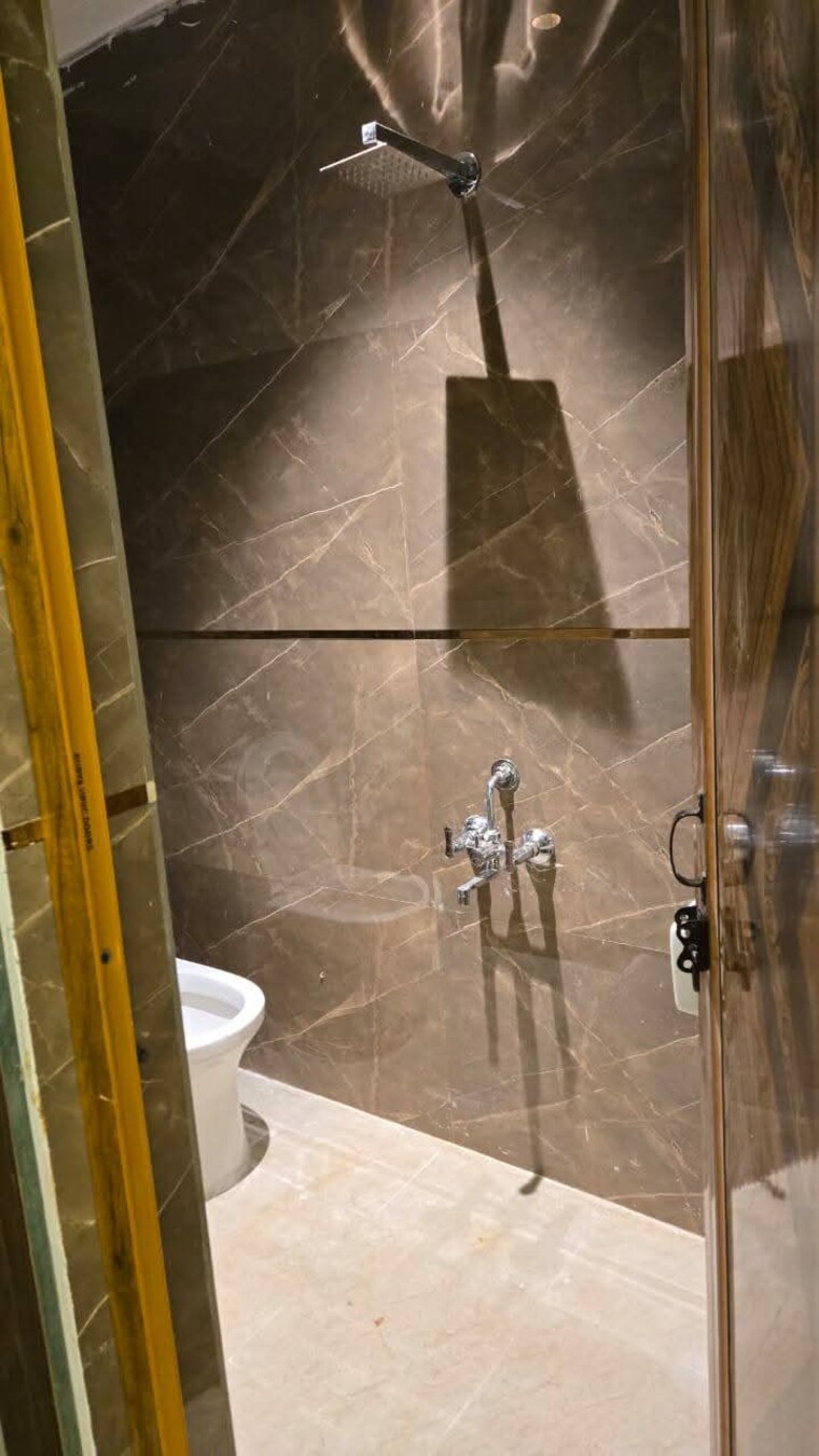 Bathroom, saket 1 RK 300 Sq.Ft. Apartment In Saket Delhi 9594579