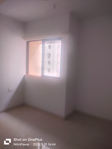 Master Bedroom in 2 BHK Apartment at Lodha Palava Downtown, Dombivli East – for Rent