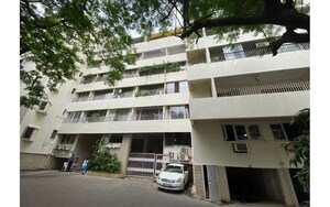 2.5 BHK Apartment For Rent in Indiabulls Sky Forest, Lower Parel