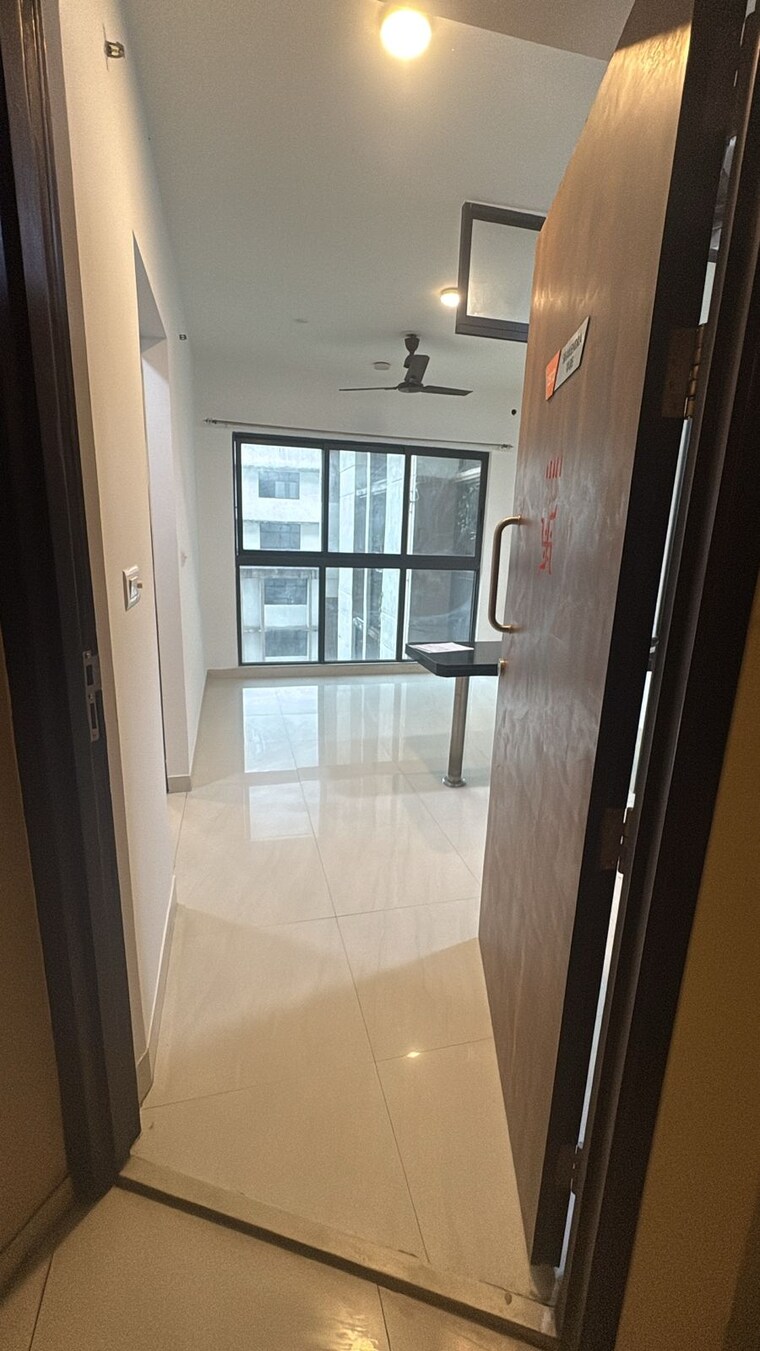 Balcony, hiranandani-estate-solitaire-c 1 Bedroom 430 Sq.Ft. Apartment In Ghodbunder Road Thane 9594650