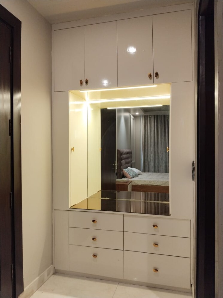 Kitchen, sushant-vyapaar-kendra 4 Bedroom 418 Sq.Yd. Builder Floor In Dlf Phase iv Gurgaon 9594665