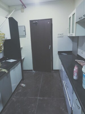 Team Area in 3 BHK Apartment at Prabhadevi – for Rent