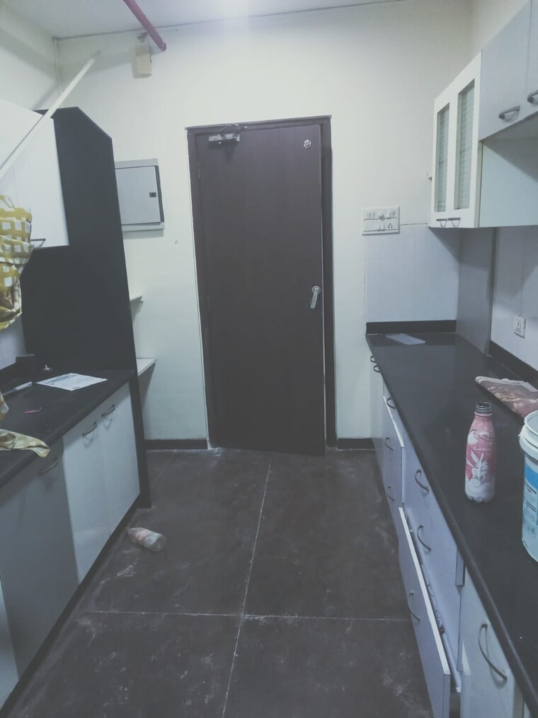 Team Area, prabhadevi 3 Bedroom 1500 Sq.Ft. Apartment In Prabhadevi Mumbai 9594641