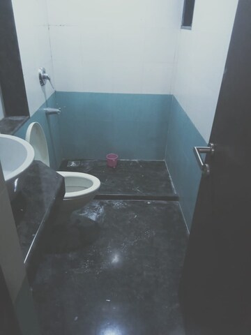 Furnished Amenities in 3 BHK Apartment at Prabhadevi – for Rent