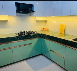 Kitchen in 3 BHK Apartment at Gomti Nagar – for Rent