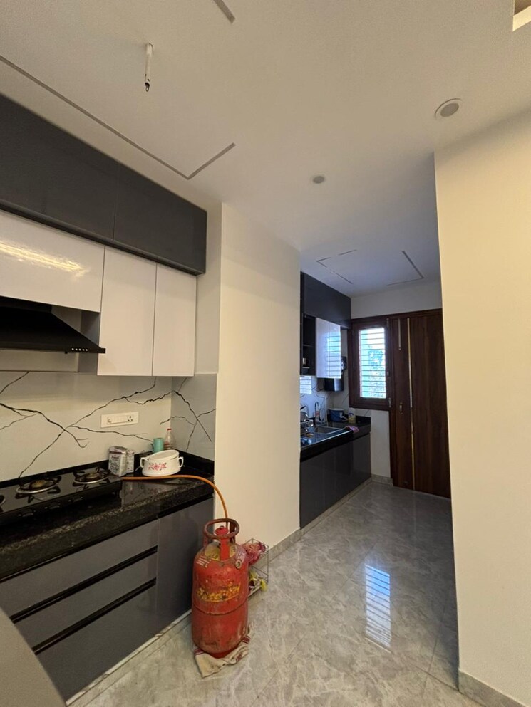 Bedroom, sector 47 2.5 Bedroom 1700 Sq.Ft. Builder Floor In Sector 47 Gurgaon 9594696