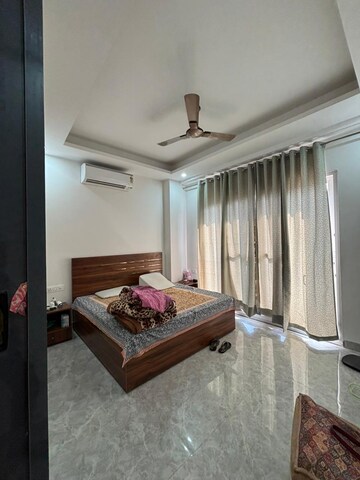 Bedroom in 2.5 BHK Builder Floor at Sector 47 – for Rent
