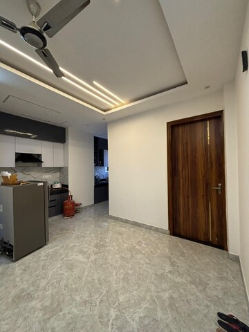 Room in 2.5 BHK Builder Floor at Sector 47 – for Rent